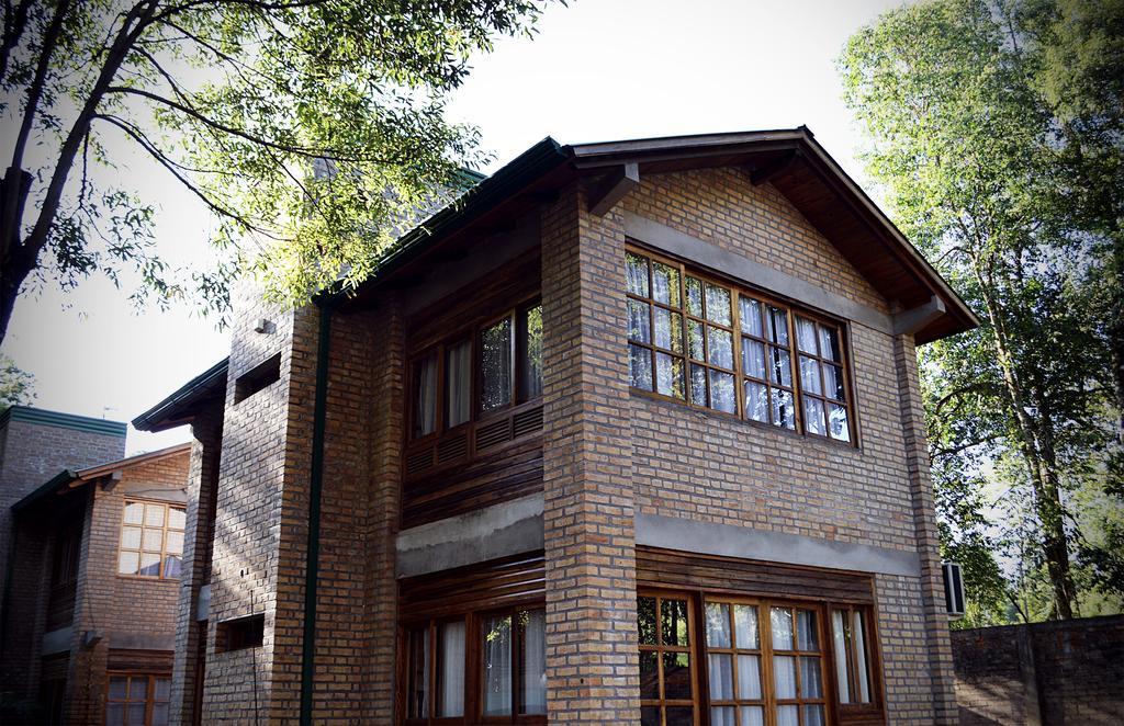 Cabanas Las Termas Villa Obera Luaran gambar